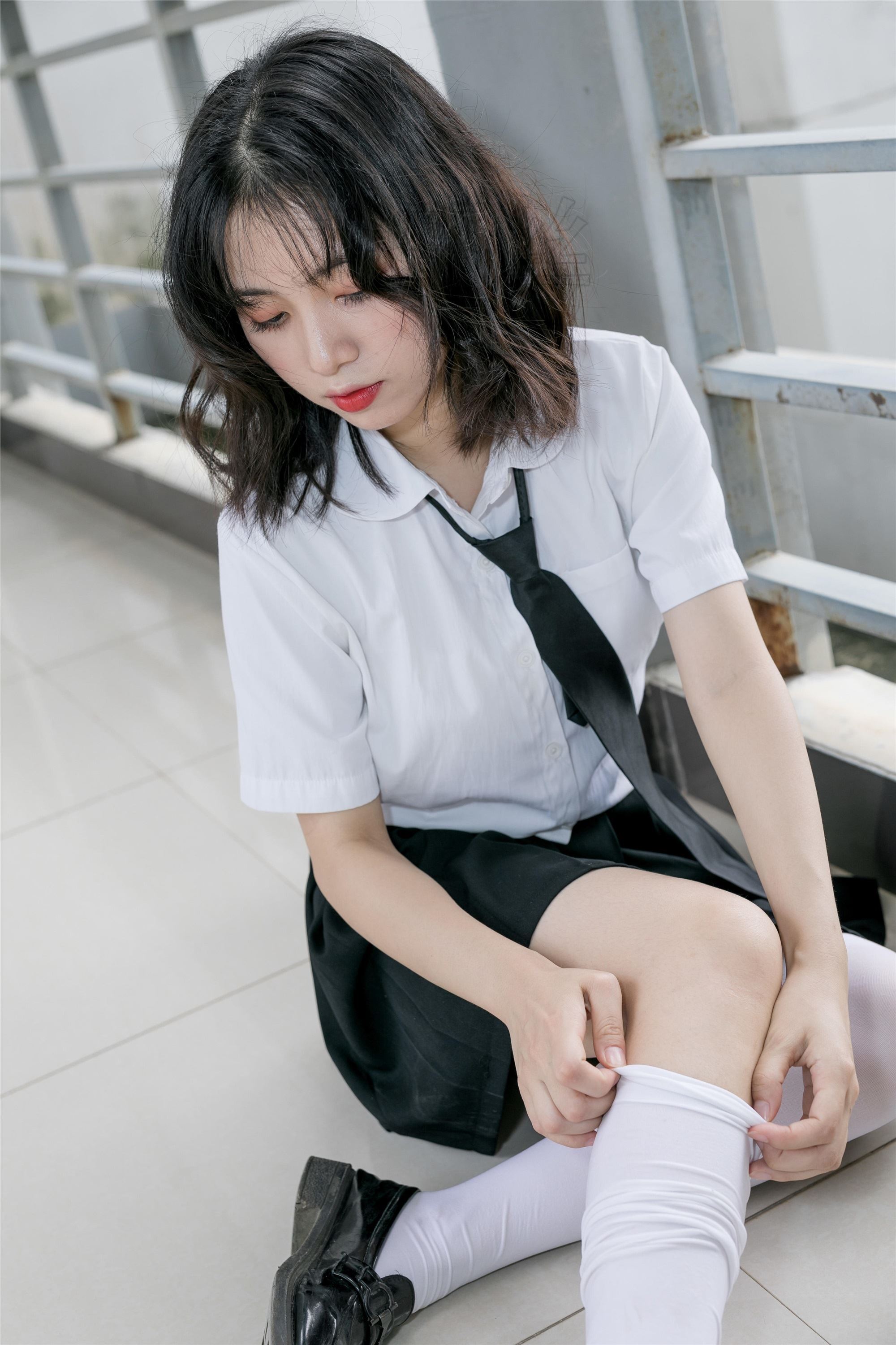 尤蜜丝 穿搭写真 NO.005